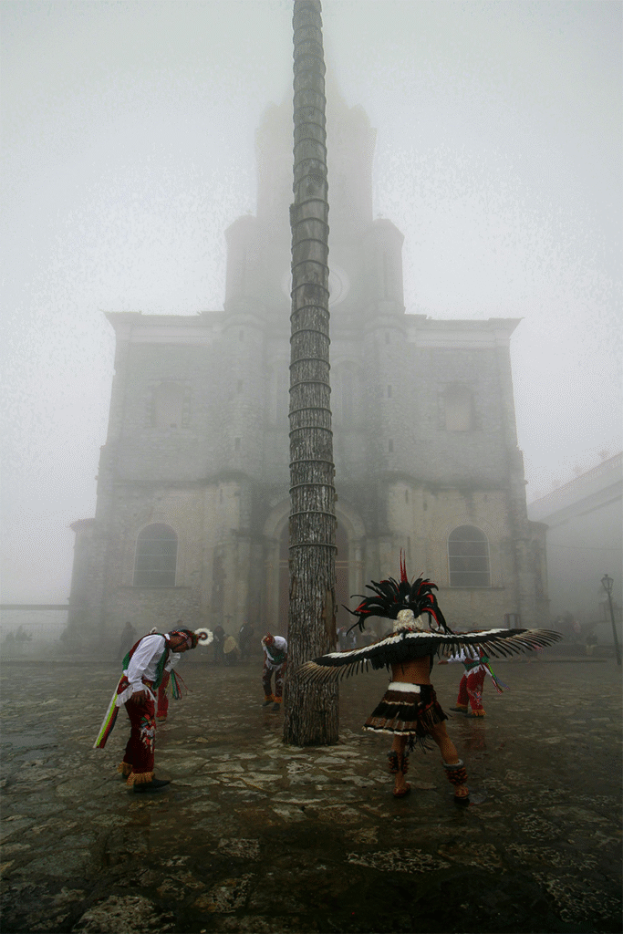 Danza de voladores en Cuetzalan